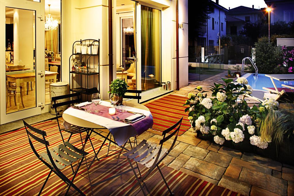 D-Place Hotel & Suite Riccione Zewnętrze zdjęcie